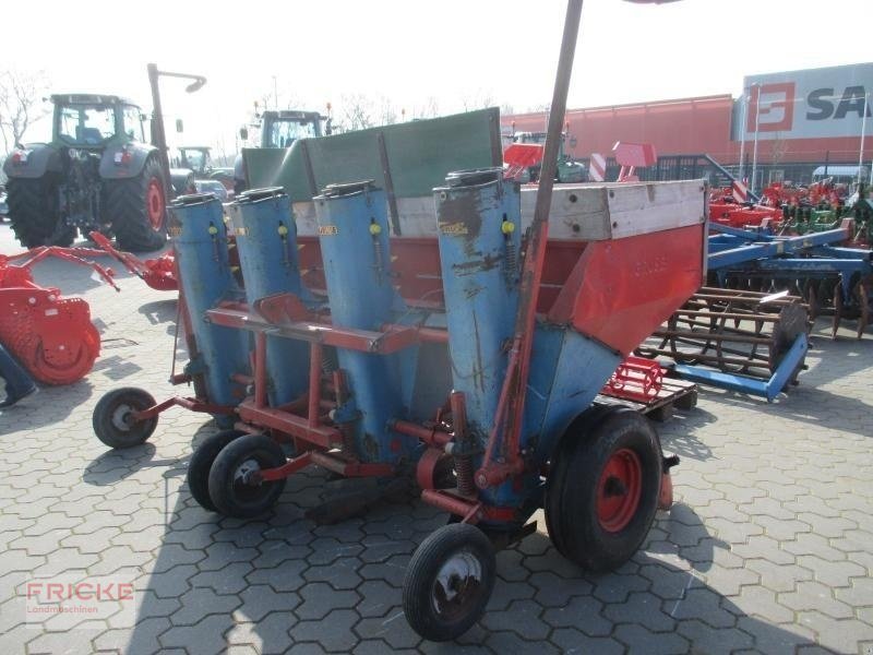 Kartoffellegemaschine типа Gruse Kartoffelpflanzmaschine 4-Reihig, Gebrauchtmaschine в Bockel - Gyhum (Фотография 1)