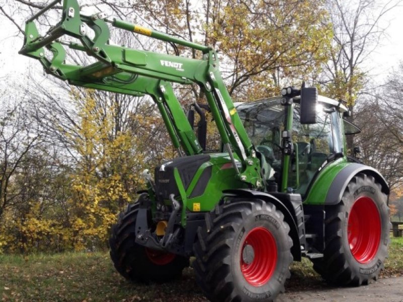 Traktor типа Fendt 313 S4 Profi mit FL 4X75 Vollausstattung naturegreen, Gebrauchtmaschine в Weigendorf (Фотография 1)